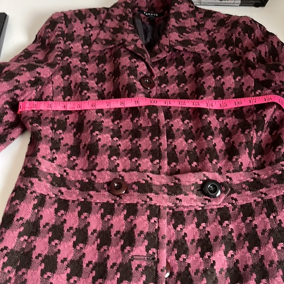 Prague Houndstooth Coat - Picture 9 of 11